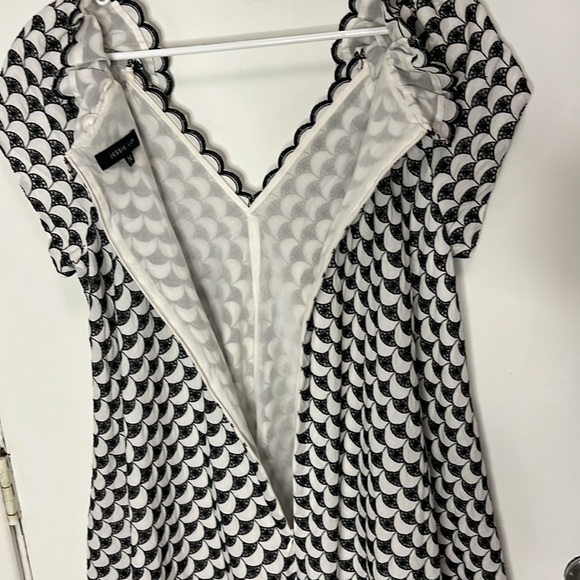 Jessie Liu black and white patterned dress - Picture 11 of 11